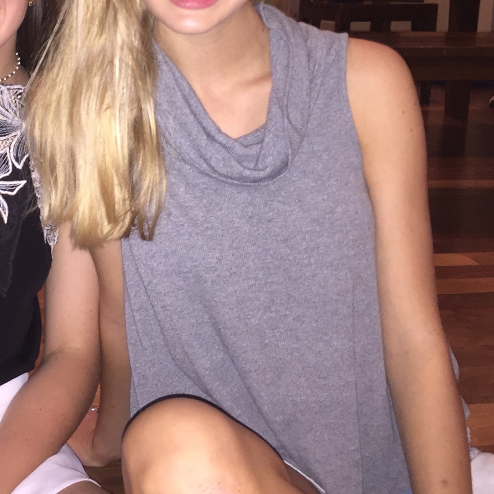 Gray Loose Neck Tank